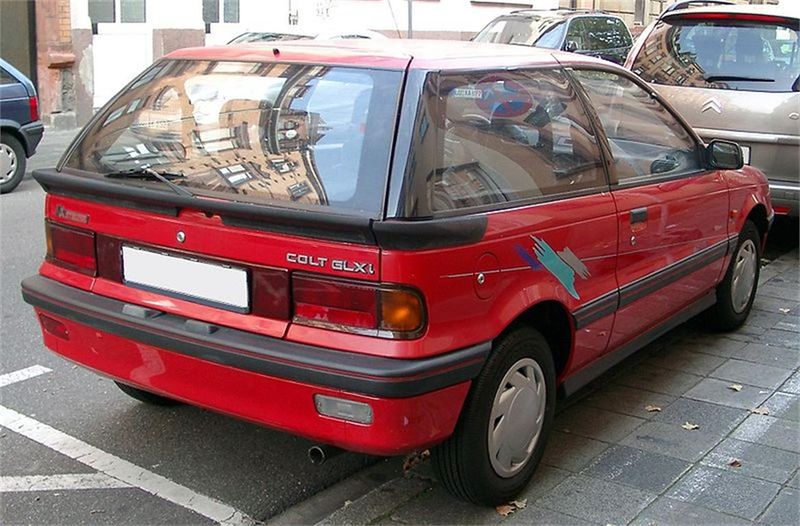 Datei:Mitsubishi Colt C50 Heck.jpg