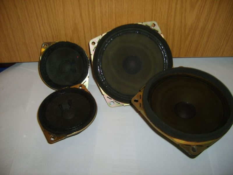 Datei:Colt CA0 Hifi Orginalboxen.jpg