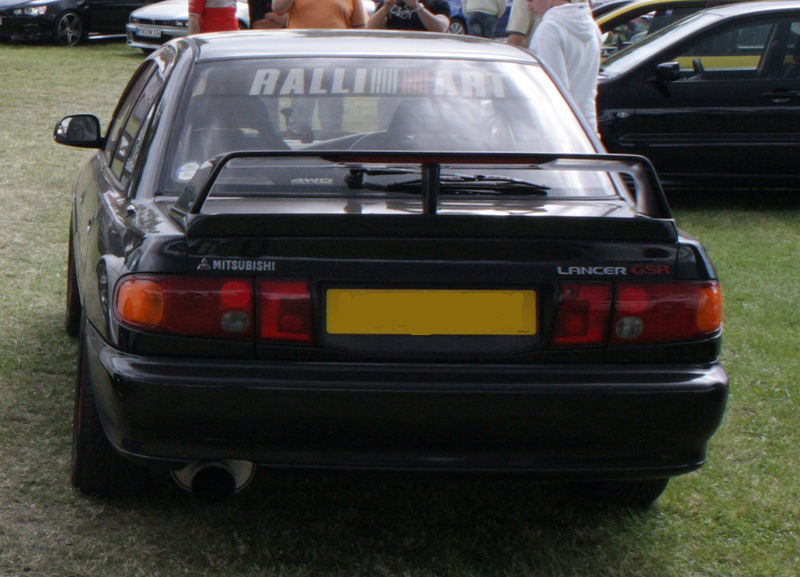 Datei:Mitsubishi Lancer Evolution II Heck.jpg