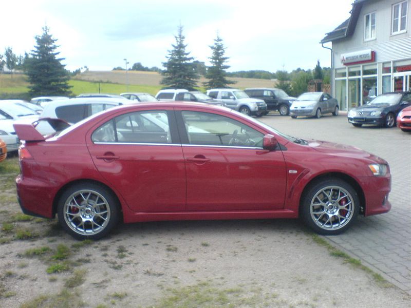 Datei:Mitsubishi Lancer Evolution X Seite.jpg