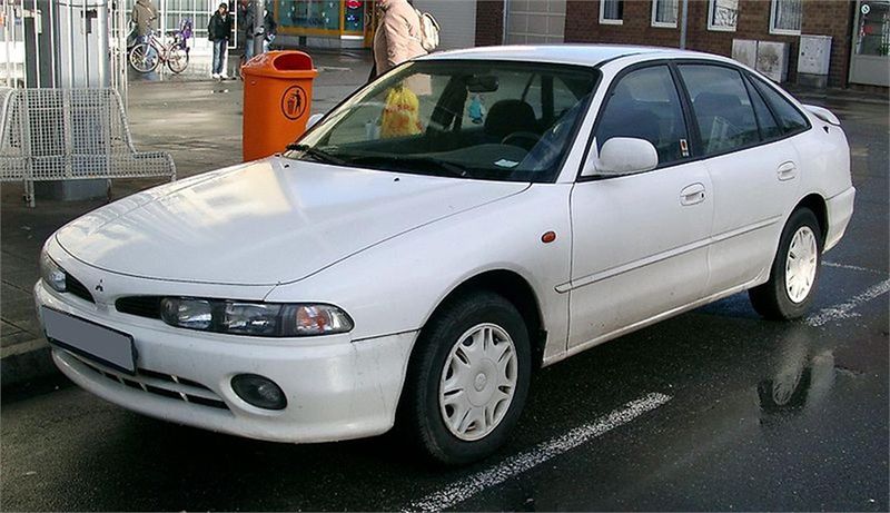Datei:Mitsubishi Galant E50 Front.jpg